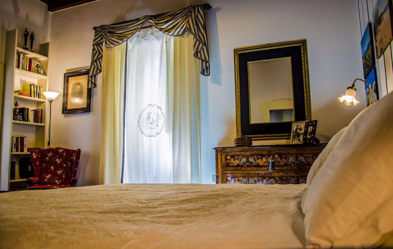 Antica Casa Cristofori Bed & Breakfast Usini Екстериор снимка